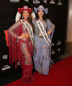 Princesa Thaiene Galvão e a rainha Lara Peghim