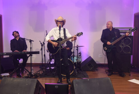 Jornalista barretense é homenageado com o Troféu Dom José de Mattos  em comemoração dos 57 anos de O Diário 