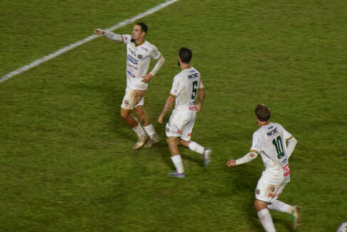 A equipe do Barretos Esporte Clube, comandada pelo treinador Gustavo Marciano, está trabalhando durante toda esta semana para o jogo decisivo diante do Grêmio São-carlense