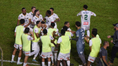 TIN_1940 Por iniciativa dos torcedores Jânio Munhoz e Giacomo Camatta, está sendo levantado o número de interessados em viajar até São Carlos no próximo domingo (19)