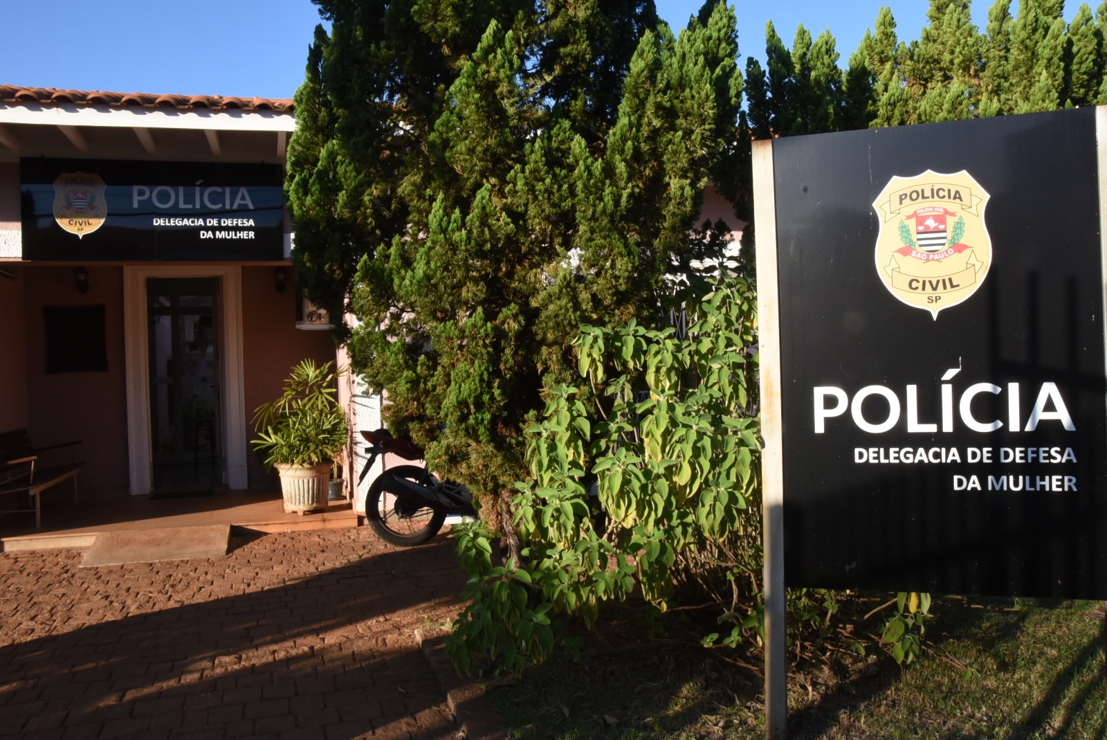 Março termina com duas prisões por descumprimento de medida protetiva 