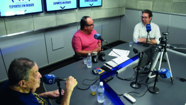 BEC ganha reforços e nova iluminação do estádio para quartas de final