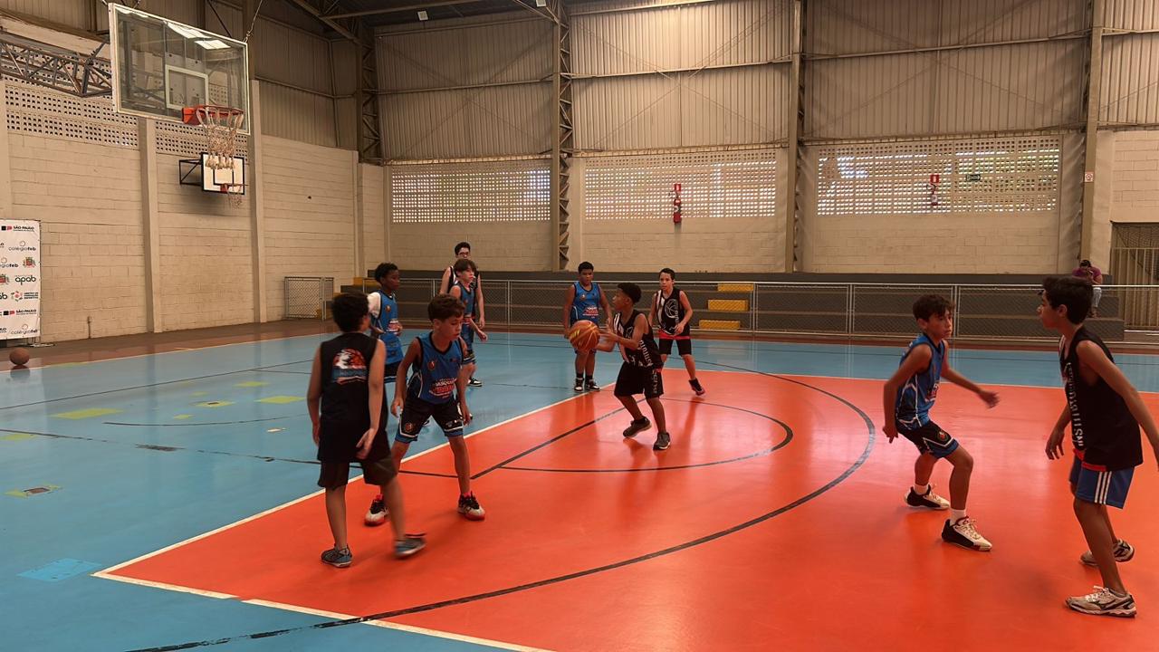 APAB Barretos abre matrículas para formar equipe masculina de basquete