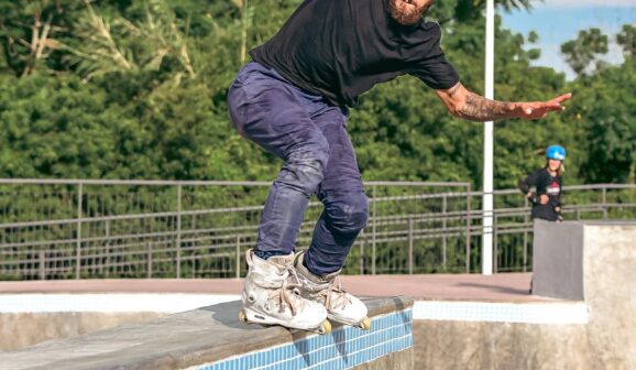 Festival de patins  reúne atletas e iniciantes no Parque dos Lagos 