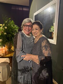 As amigas Cida Woolf e Arlete Santana