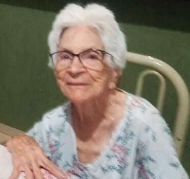 Anézia Baptista Scavaccini completa mais um ano de vida