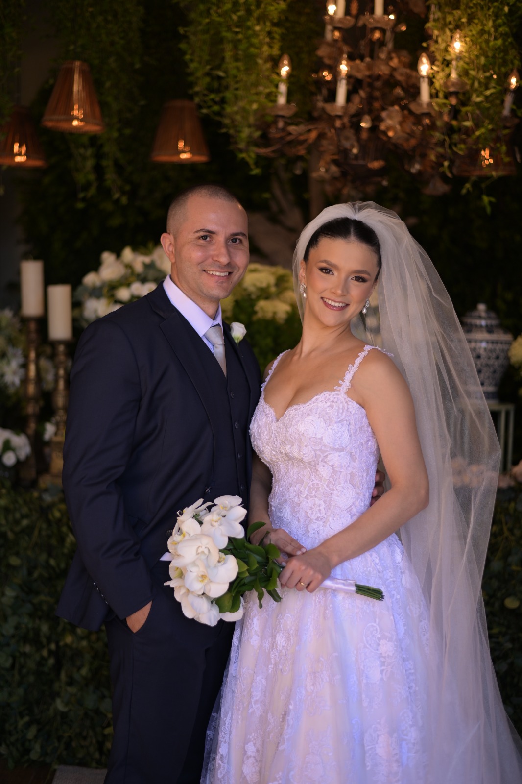 Luísa da Silva Lellis e Diones Marques de Almeida em casamento