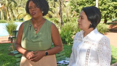 Barretos tem Ato contra feminicídio em praça