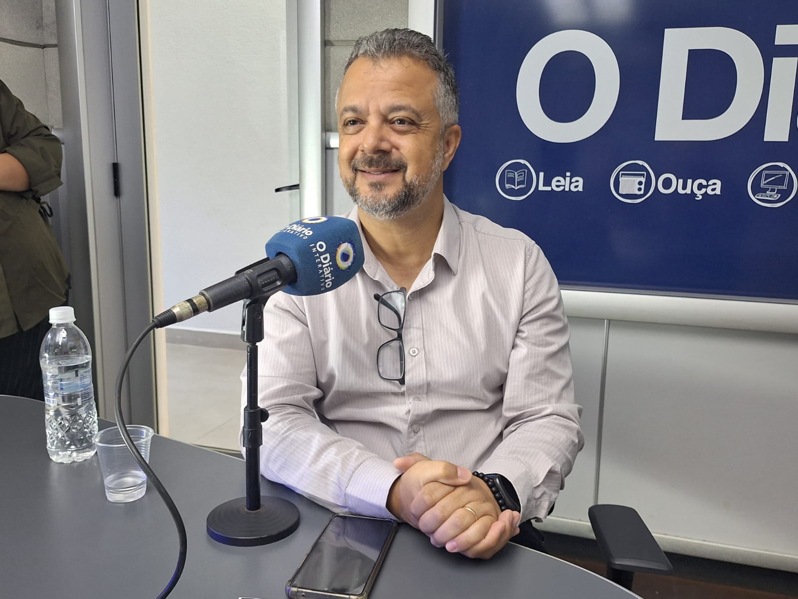 Empreendedor  ministra palestra sobre uso de IA para vendas