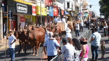 Cultura tropeira leva público às ruas no sábado