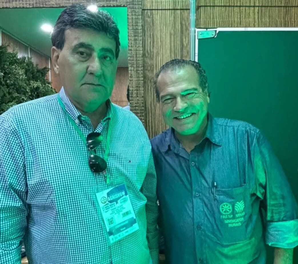 Presidente da Faesp recebe barretenses na Agrishow