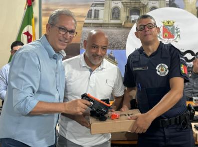 Os agentes da Ronda Municipal de Barretos contam com um novo equipamento para atuação na cidade. Por meio de emenda do deputado estadual Major Mecca (PL), no valor de R$ 50 mil
