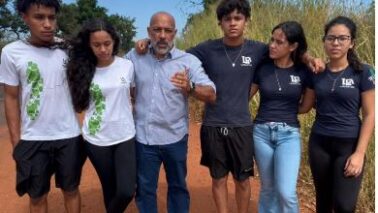 Os pais e alunos do campus agrícola do Instituto Federal de Barretos solicitaram o apoio do vereador Marcos Mariano (União Brasil) para conquistar a implantação de uma ciclovia na vicinal Nadir Kenan