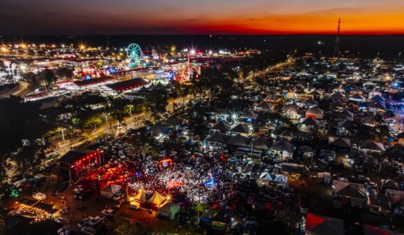 Parque tem várias atrações durante a Festa do Peão (Foto: Divulgação)