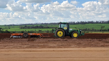 Tereos e Atvos realizaram os primeiros testes com tratores autônomos na cultura de cana (Foto: Divulgação)