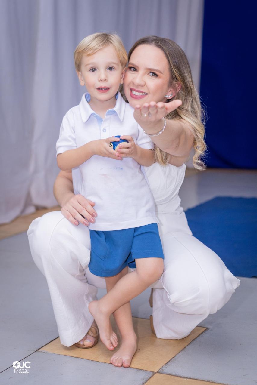 Aline Ferreira celebra o dia das mães