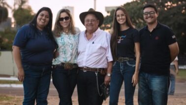 Kiko Almeida Prado lidera a equipe de veterinários