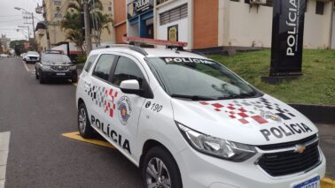 Homem é atingido por disparos de arma de fogo (Foto: O Diário de Barretos)