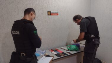 Polícia Civil desencadeia operação em investigação de furto a estabelecimento comercial (Foto: O Diário de Barretos) Polícia Civil desencadeia operação em investigação de furto a estabelecimento comercial (Foto: O Diário de Barretos)