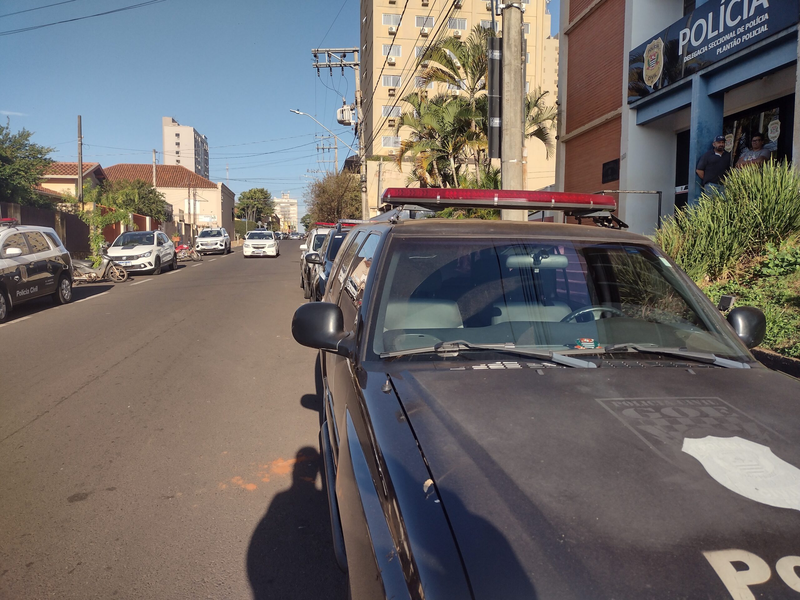 Polícia investiga furto em residência no Jardim California