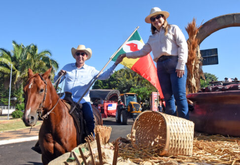 O 2º Desfile da Cultura Tropeira levou emoção e orgulho às ruas de Barretos, celebrando nossas raízes e a história do homem do campo