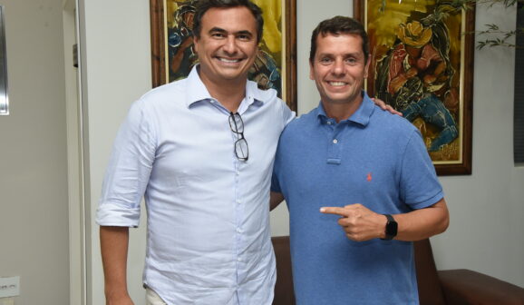 A cidade de Barretos recebeu, na tarde desta terça-feira (5), a visita do deputado federal Maurício Neves, que é presidente estadual e vice-presidente nacional do PP (Partido Progressista).