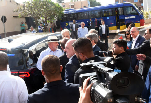 Barretos recebeu o presidente Luiz Inácio Lula da Silva para o lançamento da pedra fundamental do Centro de Pesquisa Clínica e Cirurgia Robótica do Hospital do Amor e IRCAD