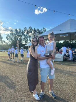 Tiago Bonattelli celebra o aniversário ao lado dos amores