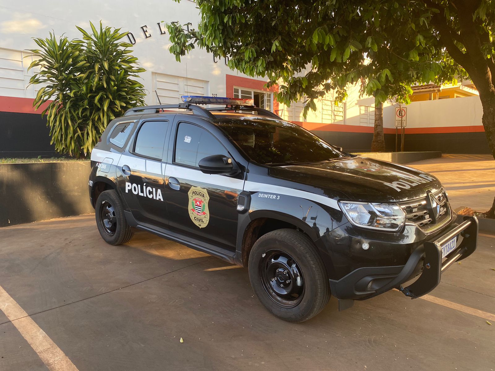 Polícia Civil cumpre mandado de prisão e apreende drogas em investigação de tentativa de homicídio