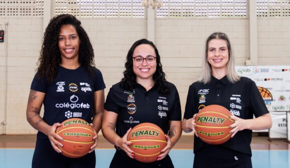 As meninas das equipes Sub-13 e Sub-14 da APAB Barretos/Unifeb voltam a jogar no sábado (16) pelo Campeonato Paulista de Basquete, promovido pela Federação Paulista, contra a equipe de São Bernardo.
