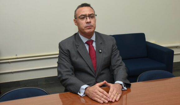 “Se ele bateu em uma, bate em outra”, alerta juiz sobre violência doméstica 