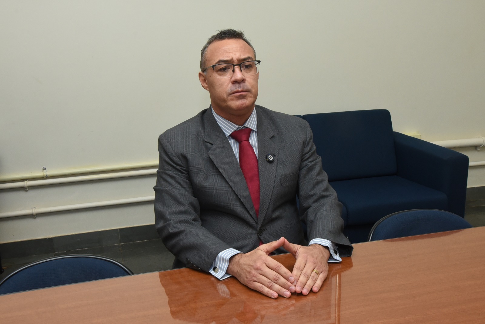 “Se ele bateu em uma, bate em outra”, alerta juiz sobre violência doméstica 