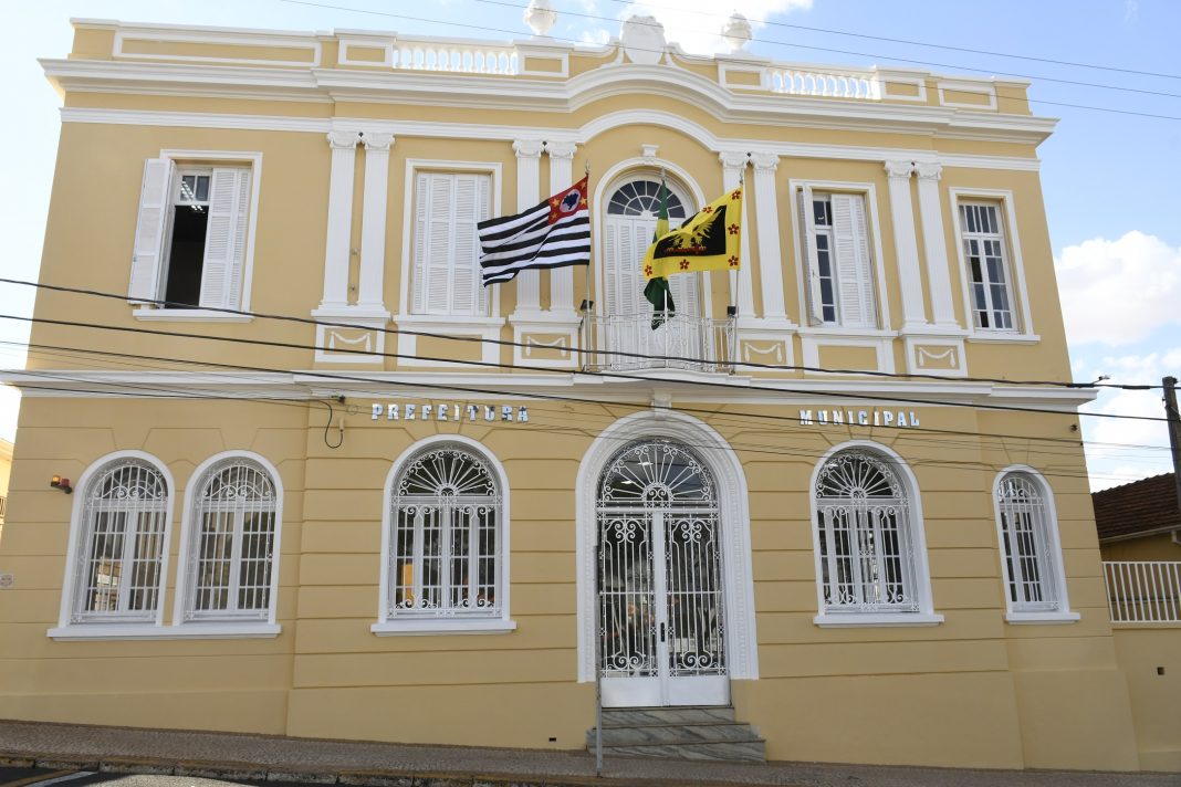 Prefeitura de Olímpia oferece 70 vagas em concurso público 