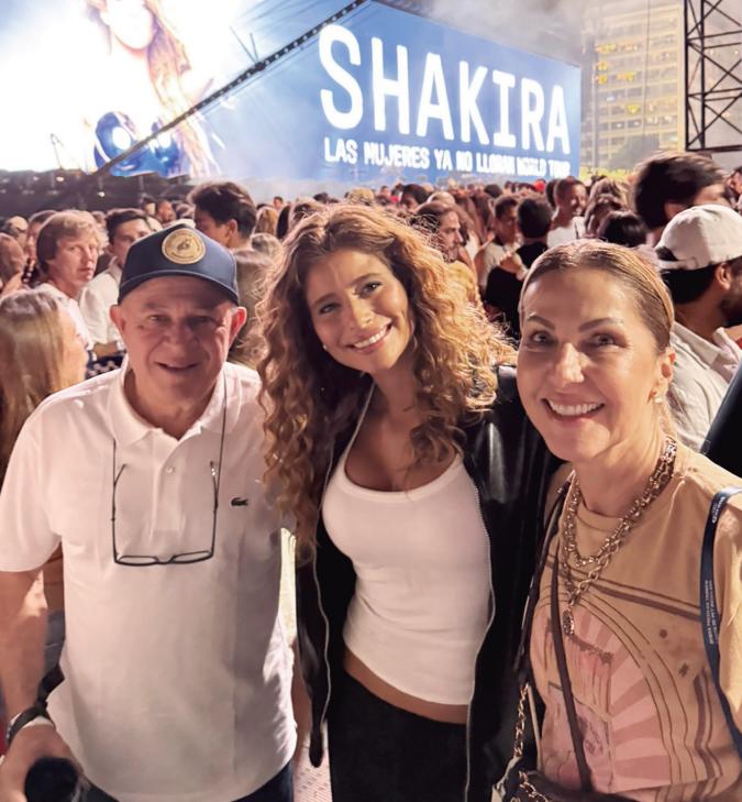 Encontro especial no show da cantora Shakira