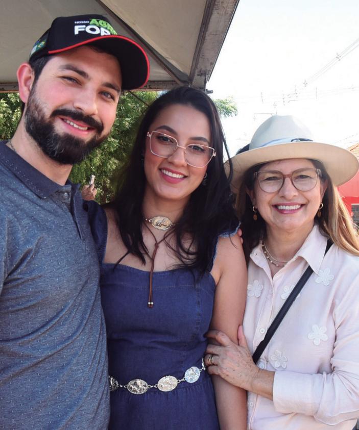 Jhonatha Silva, Mariana Marçal e Roselaine Guimarães