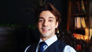 O advogado barretense Leonardo Causin, 26 anos, lançou no mês de abril livro “Cruzado: O Cavaleiro dos Céus”, em formato digital em PDF e Epub.