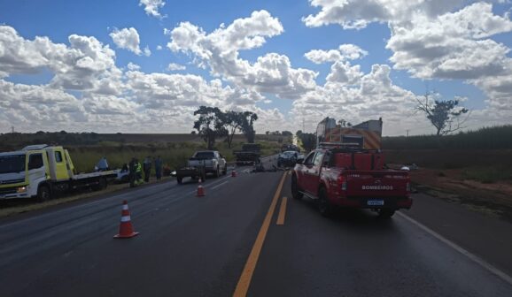 Acidente mata três pessoas na rodovia Brigadeiro Faria Lima em Barretos (Foto: O Diário de Barretos)