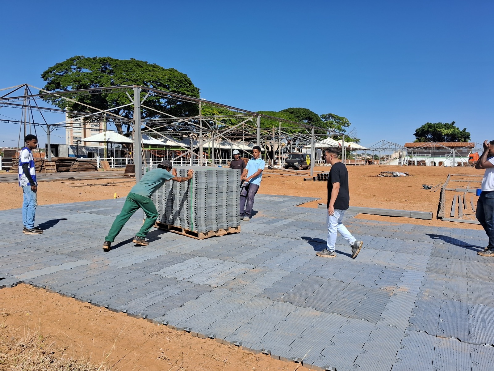 Estrutura do Revelando SP começa a ser montada 