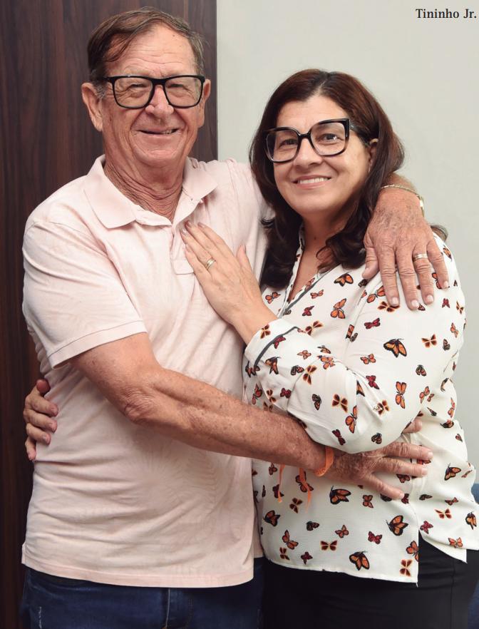 Aguinaldo Pedro e Irlan Alves da Rocha Silva celebraram 25 anos de união
