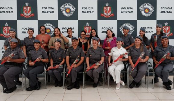 Policiais militares femininas são homenageadas