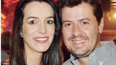 Fernanda Letícia Garcia aqui com o esposo Matheus Vicentini