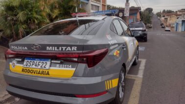 Operador de máquinas é detido por embriaguez ao volante em rodovia (Foto: O Diário de Barretos)