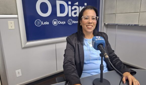 A única mulher entre os 16 vereadores da Câmara Municipal de Barretos, a vereadora Danúbia Alves concedeu entrevista ao Jornal da Manhã, da Rádio O Diário