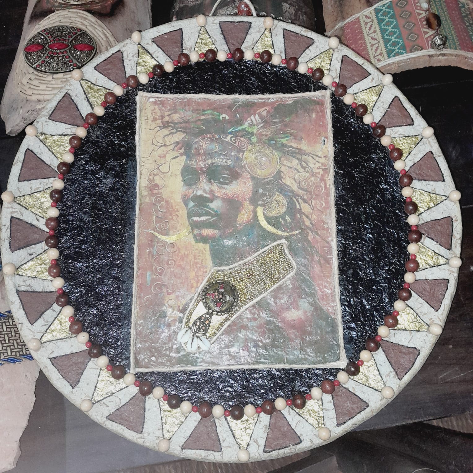 ALAB abre exposição Telhas da Ancestralidade