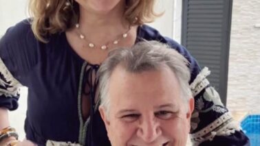 Renata Figueiredo ganha o carinho do amado Beto Bampa