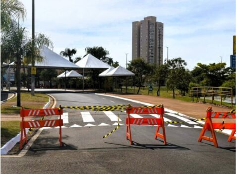 Trânsito tem interdições para evento 