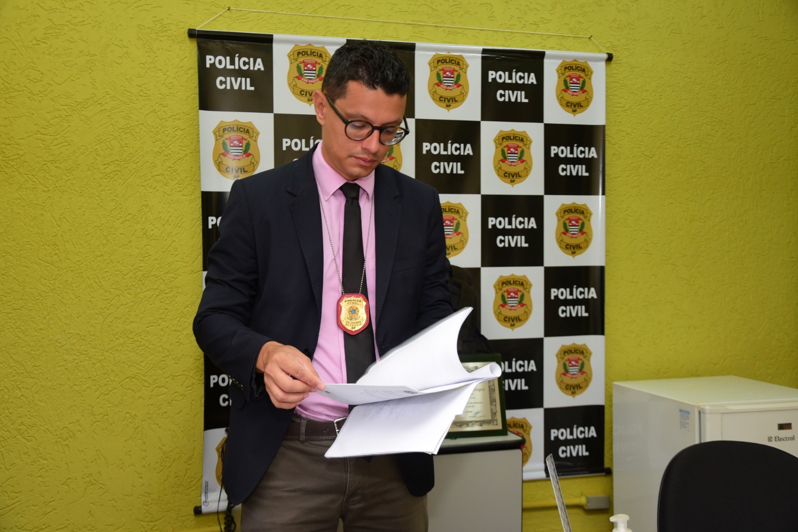 Jovem é ouvida em investigação de vídeo racista na região