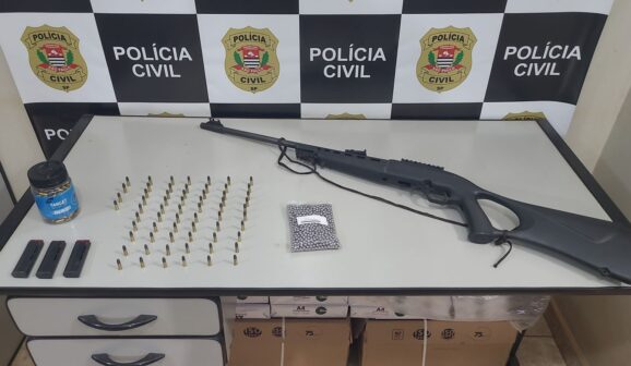 Polícia Civil cumpre mandado de busca e apreende arma e munições (Foto: O Diário de Barretos)