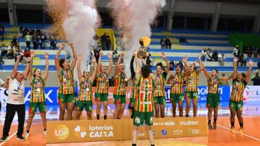 A pivô barretense Mariana Moura de Queiroz Dias, a Mari Dias, conquistou no último domingo (24) o título inédito da Copa LBF 2026 pelo Sampaio Basquete.