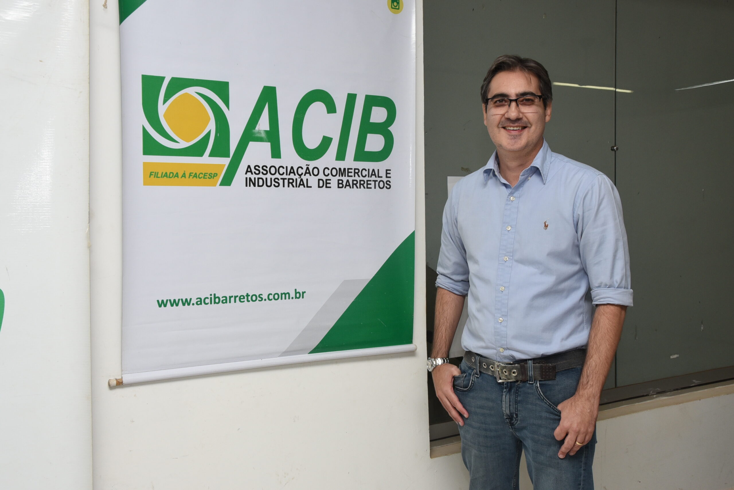 Comércio barretense prevê aumento de vendas com Dia dos Namorados